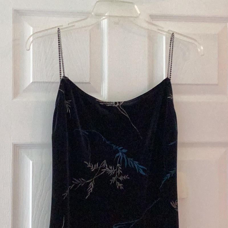 Chic Backless Dress In Black And Blue